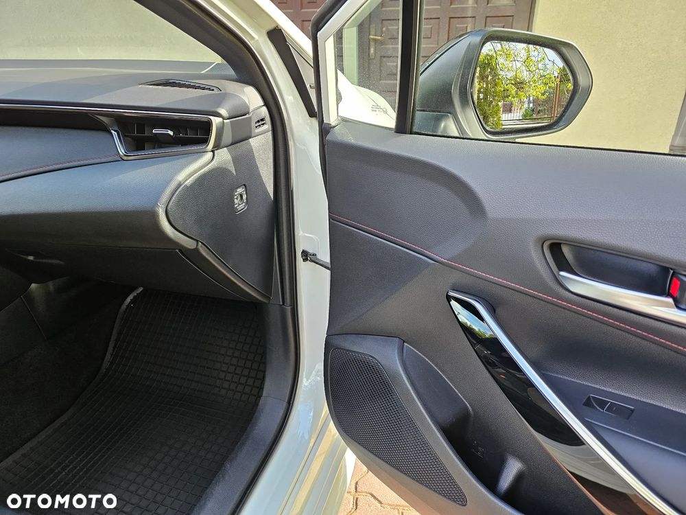 Toyota Corolla 1.8 Hybrid GPF Executive - 29
