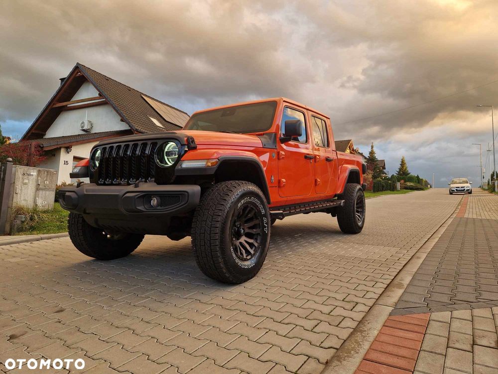 Jeep Gladiator - 11