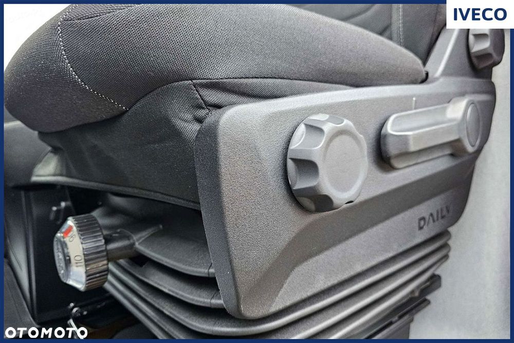 Iveco Daily 35S16 12m3 Hi-Matic 2.3 156KM - 8