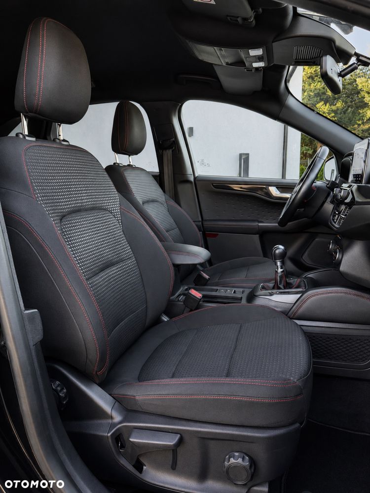 Ford Kuga 2.0 TDCi FWD ST-Line - 14
