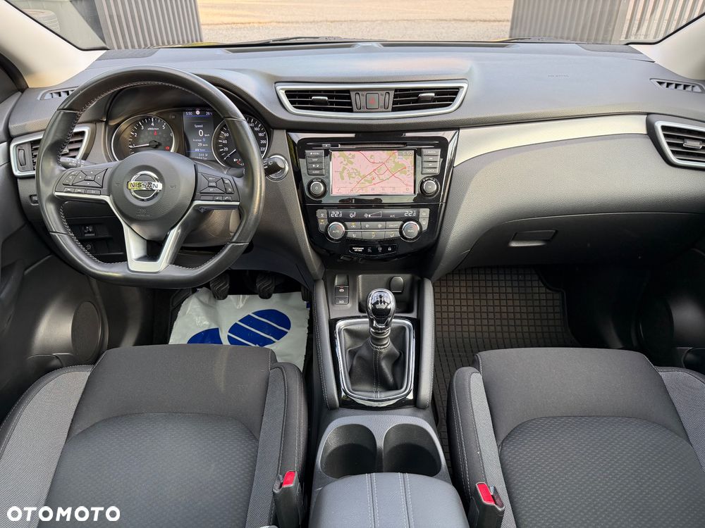 Nissan Qashqai 1.3 DIG-T N-Connecta - 10