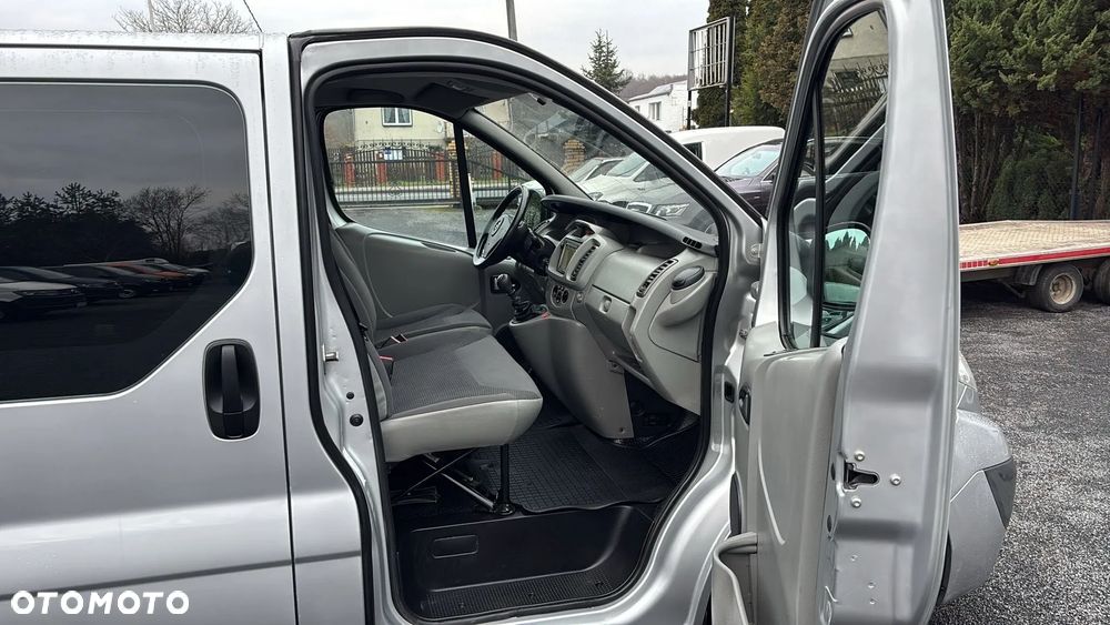 Opel Vivaro L2H1 2.9t - 20
