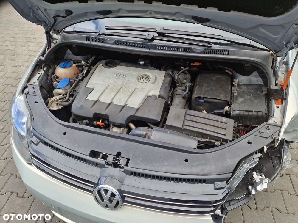 Volkswagen Golf Plus 2.0 TDI Comfortline - 11