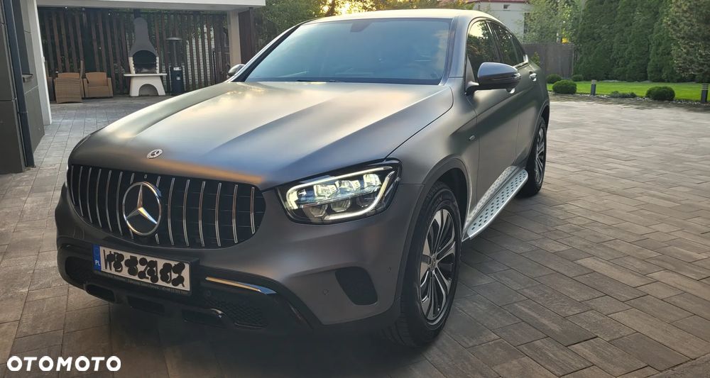 Mercedes-Benz GLC 200 4Matic 9G-TRONIC Exclusive - 2