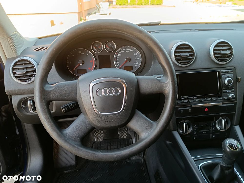 Audi A3 Sportback 1.6 TDI DPF Ambition - 25