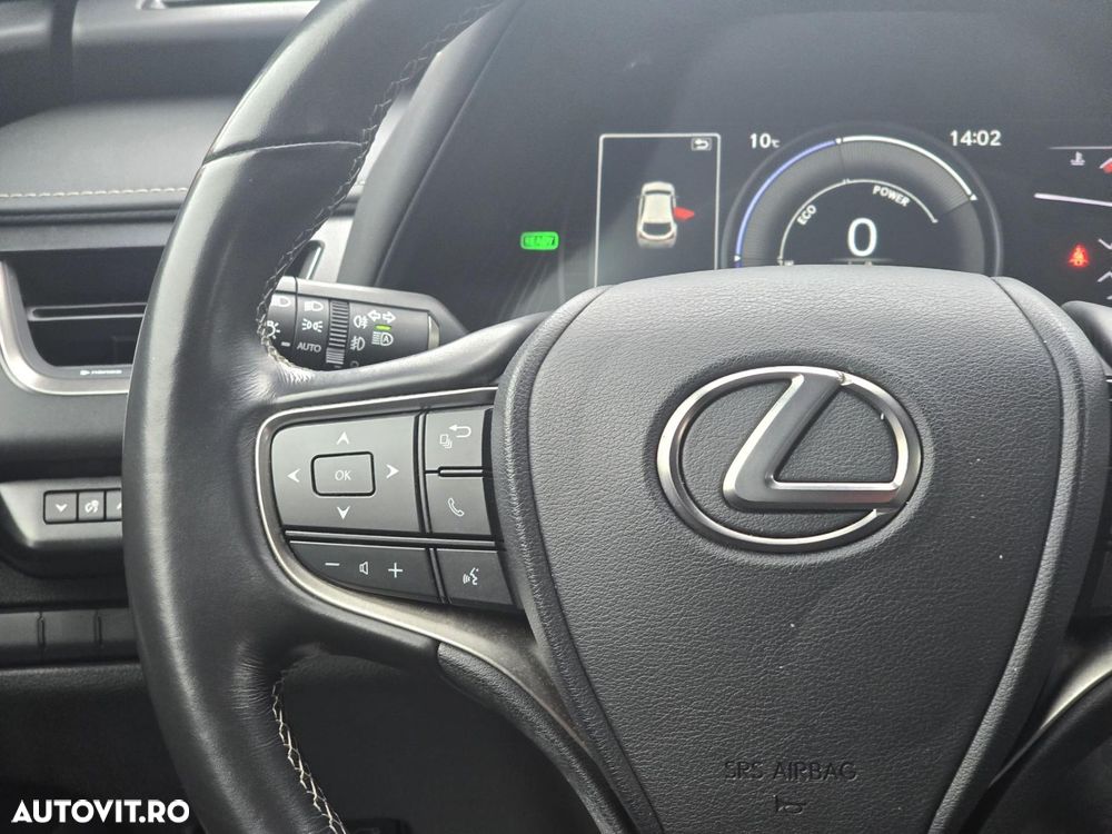 Lexus UX 250h Luxury Line - 14