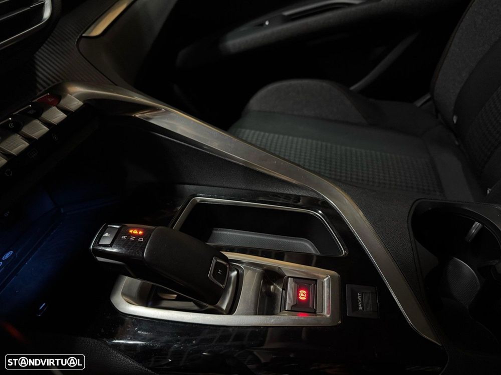 Peugeot 3008 1.5 BlueHDi Active Pack EAT8 - 15