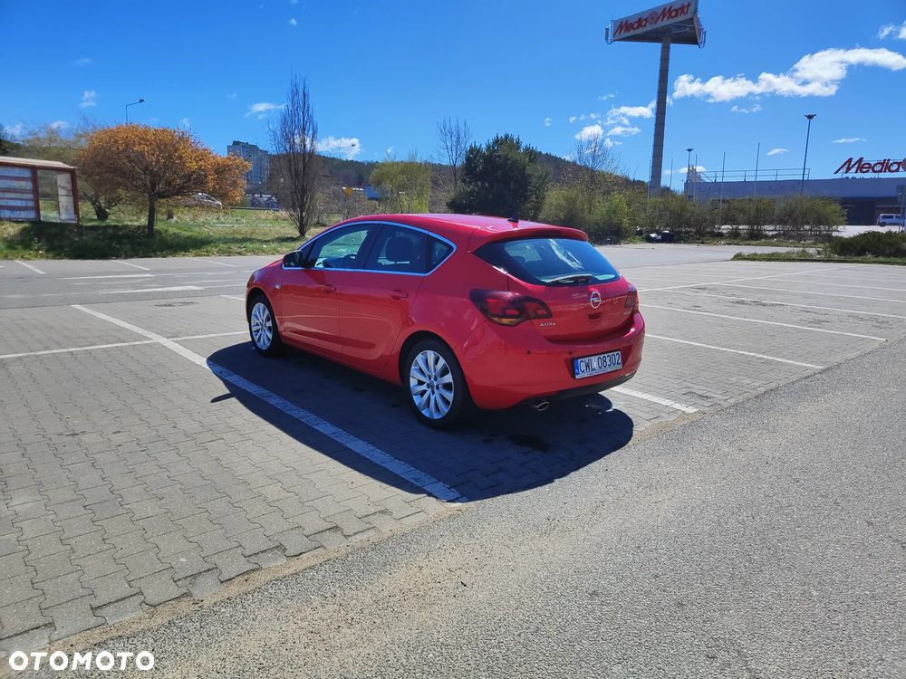 Opel Astra 1.4 T Cosmo - 6
