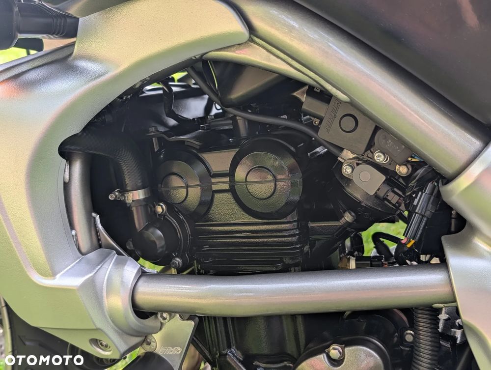 Kawasaki Versys 650 - 22