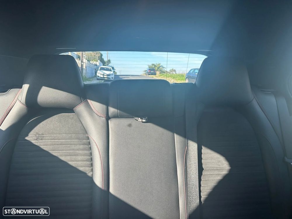 Mercedes-Benz A 180 d AMG Line - 2