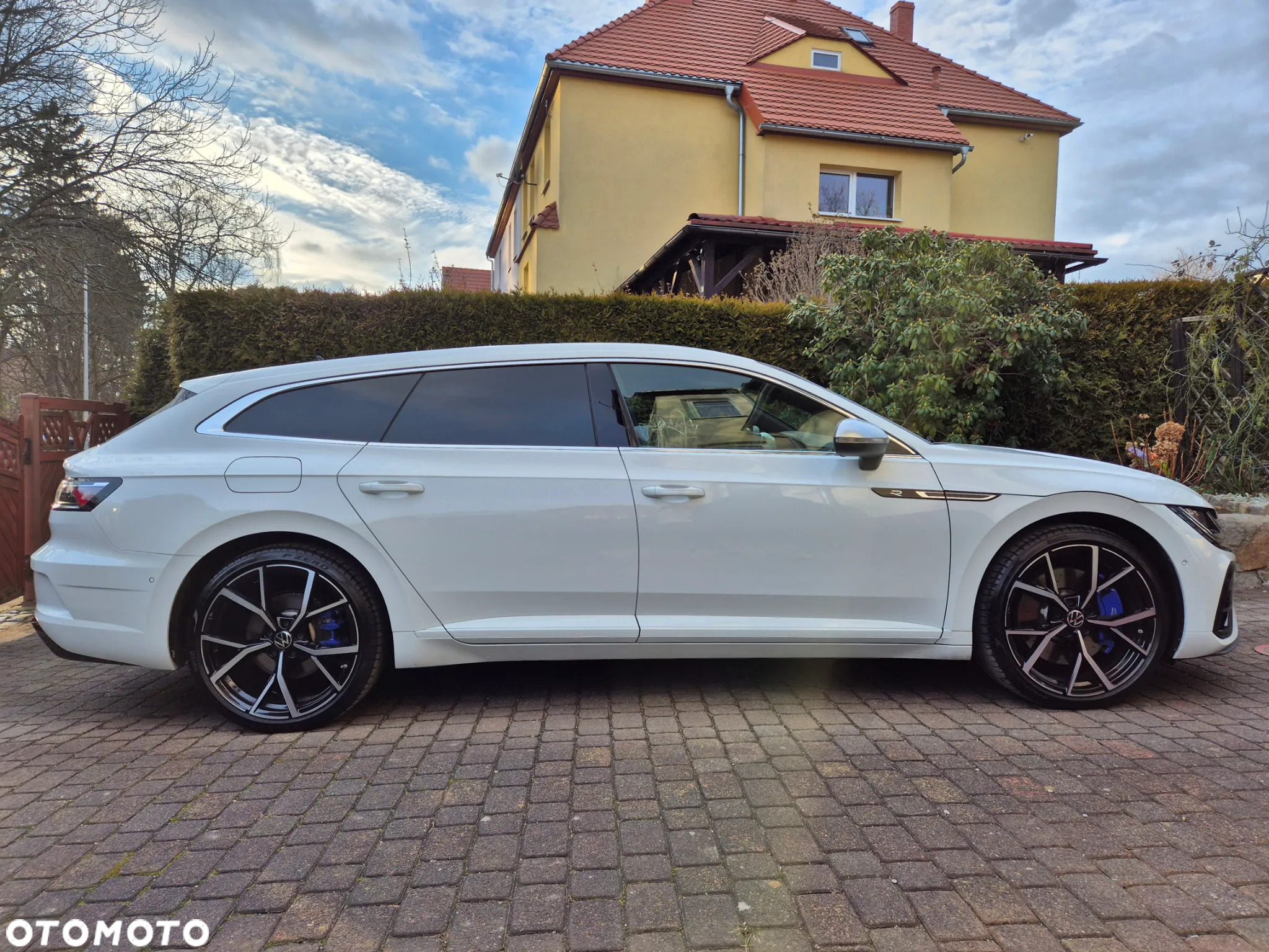 Volkswagen Arteon Shooting Brake 2.0 TSI OPF 4Motion DSG R - 2