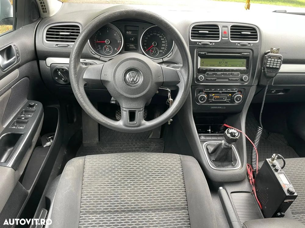 Volkswagen Golf 1.6 TDI BlueMotion Technology DPF Comfortline - 2