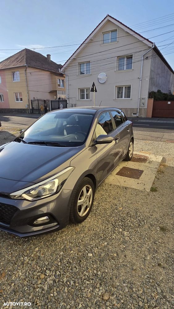 Hyundai i20 - 14