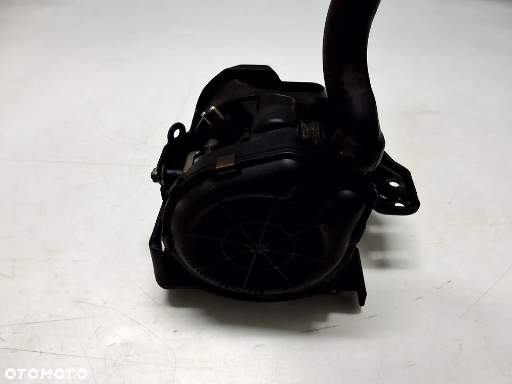 MERCEDES B-KLASA W245 A-KLASA W169 POMPA POWIETRZA WTURNEGO A001404585 - 2