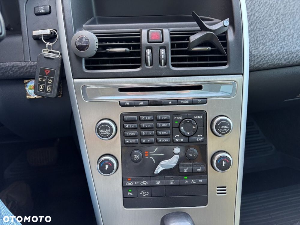 Volvo XC 60 D5 AWD Momentum - 13