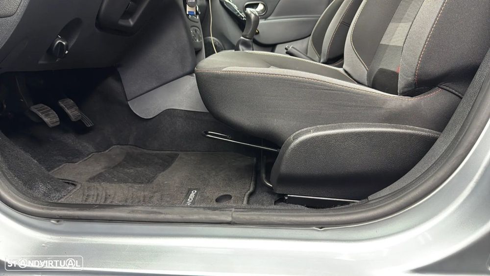 Dacia Sandero 0.9 TCe Stepway - 12