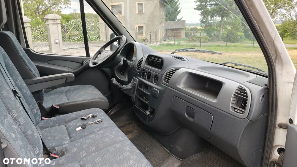 Mercedes-Benz Sprinter - 22