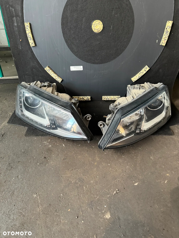 VW JETTA A6 VI LAMPA PRZEDNIA PRAWA XENON LED KOMPLETNA EUROPA