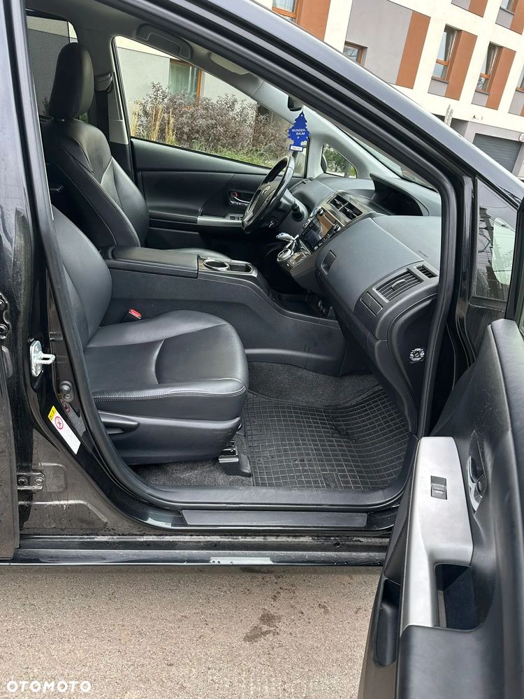 Toyota Prius+ (Hybrid) Executive - 14