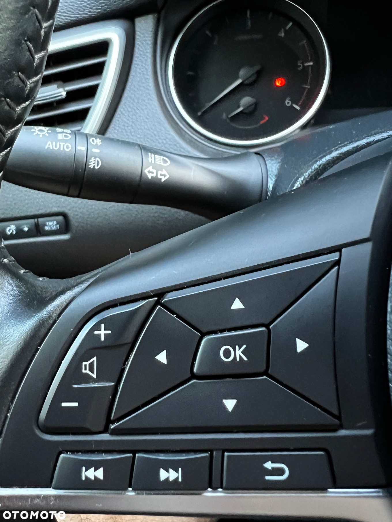 Nissan Qashqai 1.7 dCi N-Motion - 28