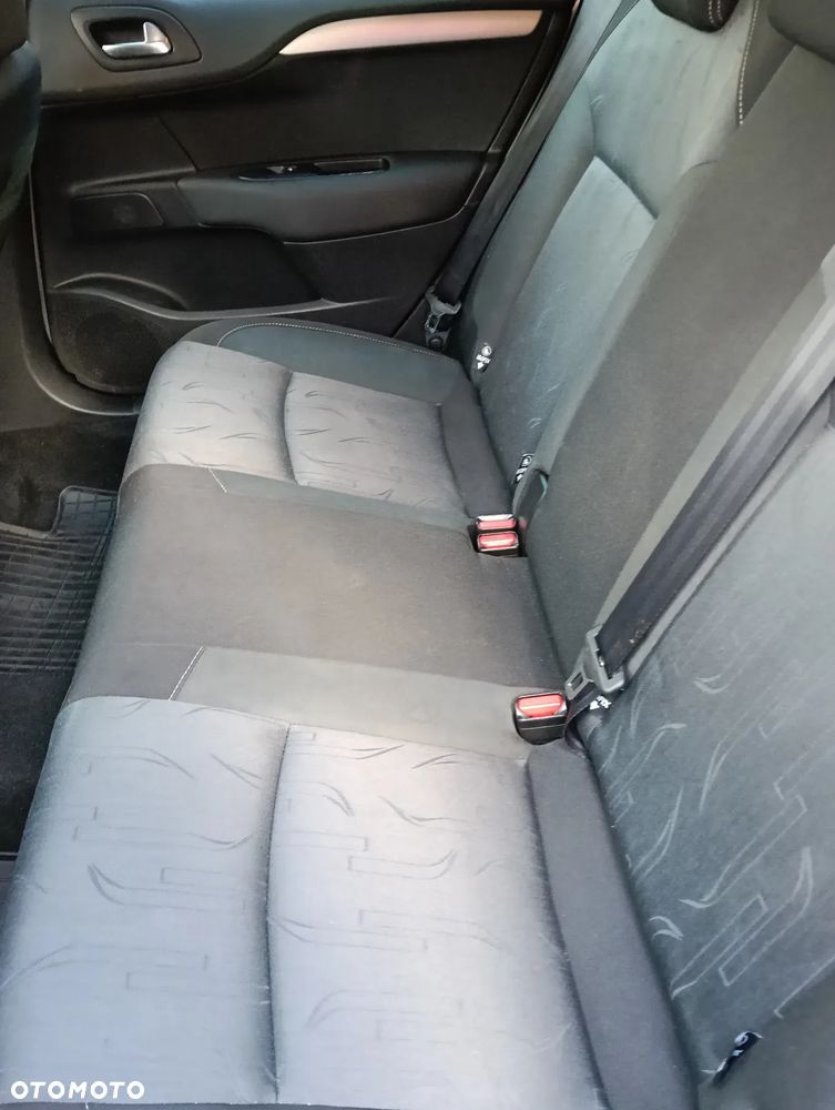 Citroën C4 - 23
