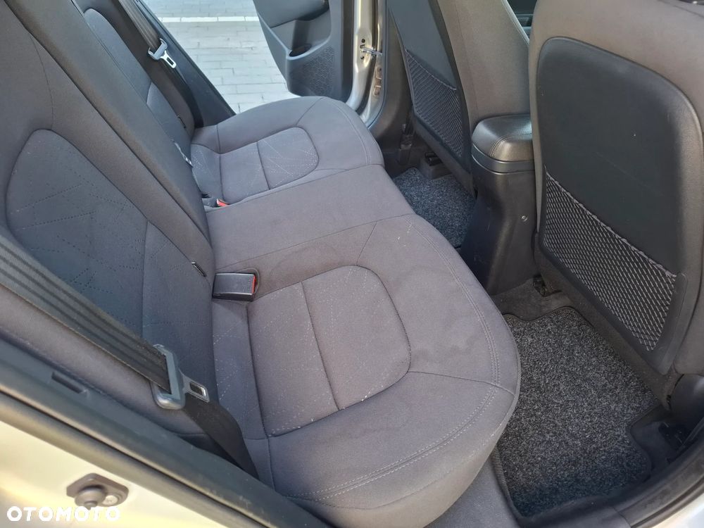 Kia Rio 1.1 crdi M (klm) - 14