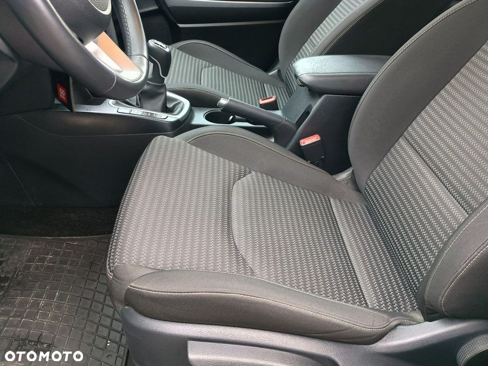 Kia Ceed 1.5 T-GDI M - 12