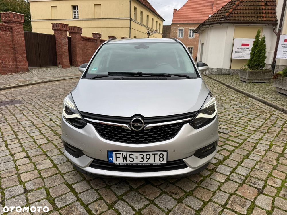 Opel Zafira - 11
