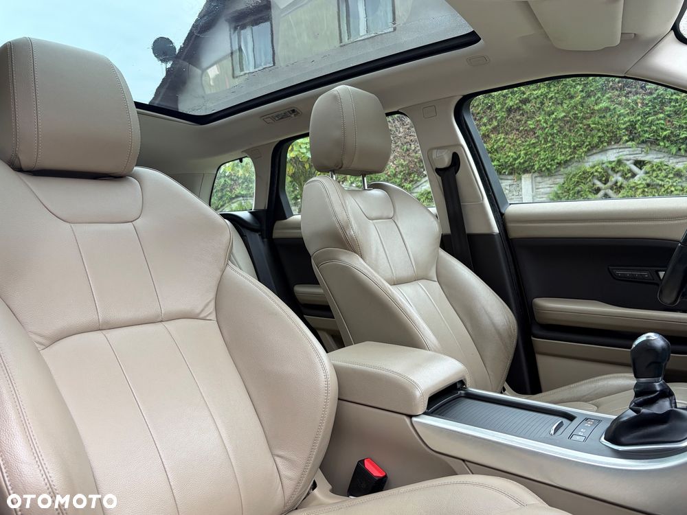 Land Rover Range Rover Evoque - 35