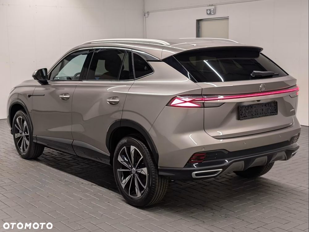 MG HS 1.5T HEV+ Exclusive - 5