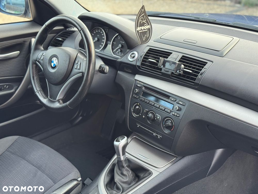 BMW Seria 1 118d DPF - 17