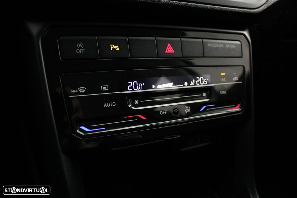 VW T-Cross 1.0 TSI Life - 21