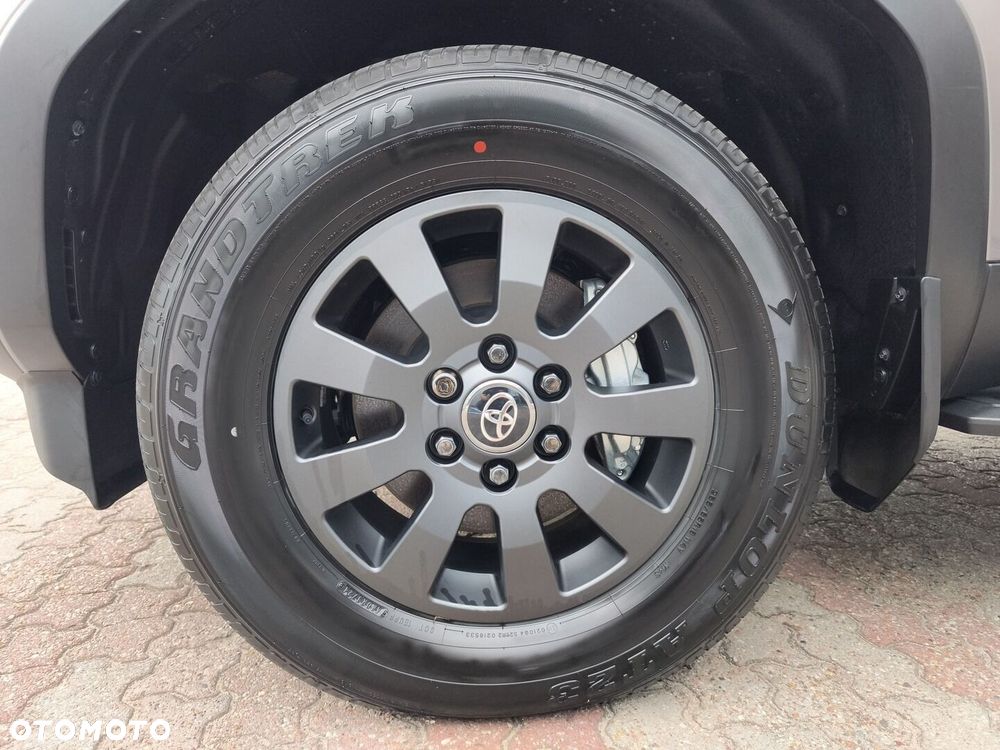Toyota Land Cruiser LC 2.8 D-4D Invincible - 25