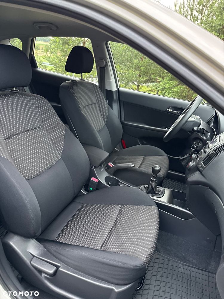 Hyundai i30 1.4 Edition Plus - 14