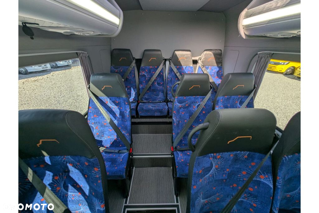 Mercedes-Benz Sprinter 517 - 20