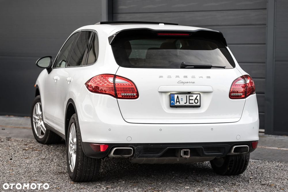 Porsche Cayenne - 11