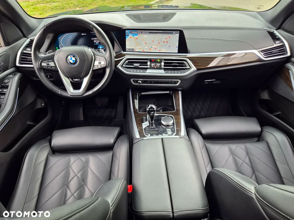 BMW X5 xDrive45e - 24