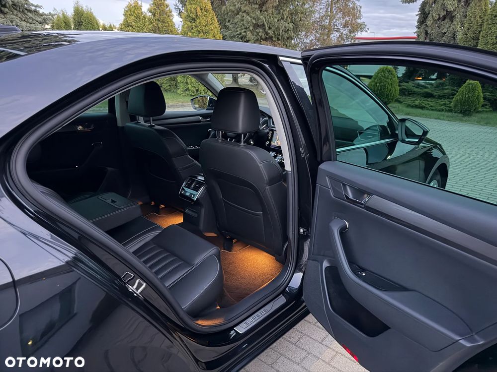 Skoda Superb 2.0 TSI 4x4 L&K DSG - 34