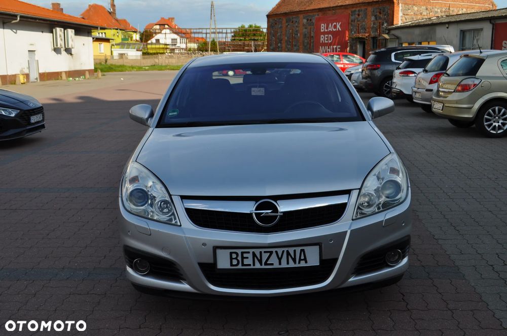 Opel Vectra 2.2 Comfort - 1