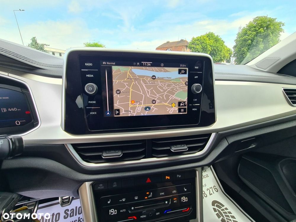 Volkswagen T-Roc 1.5 TSI OPF Move - 13