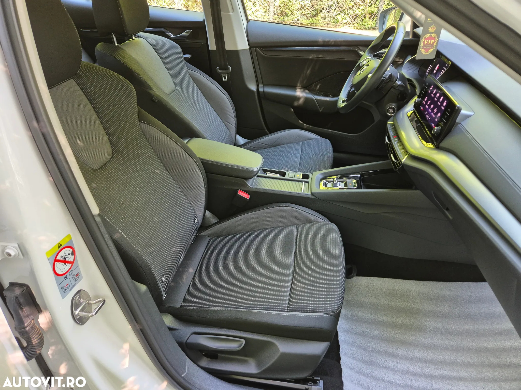 Skoda Octavia 2.0 TDI DSG Ambition - 17