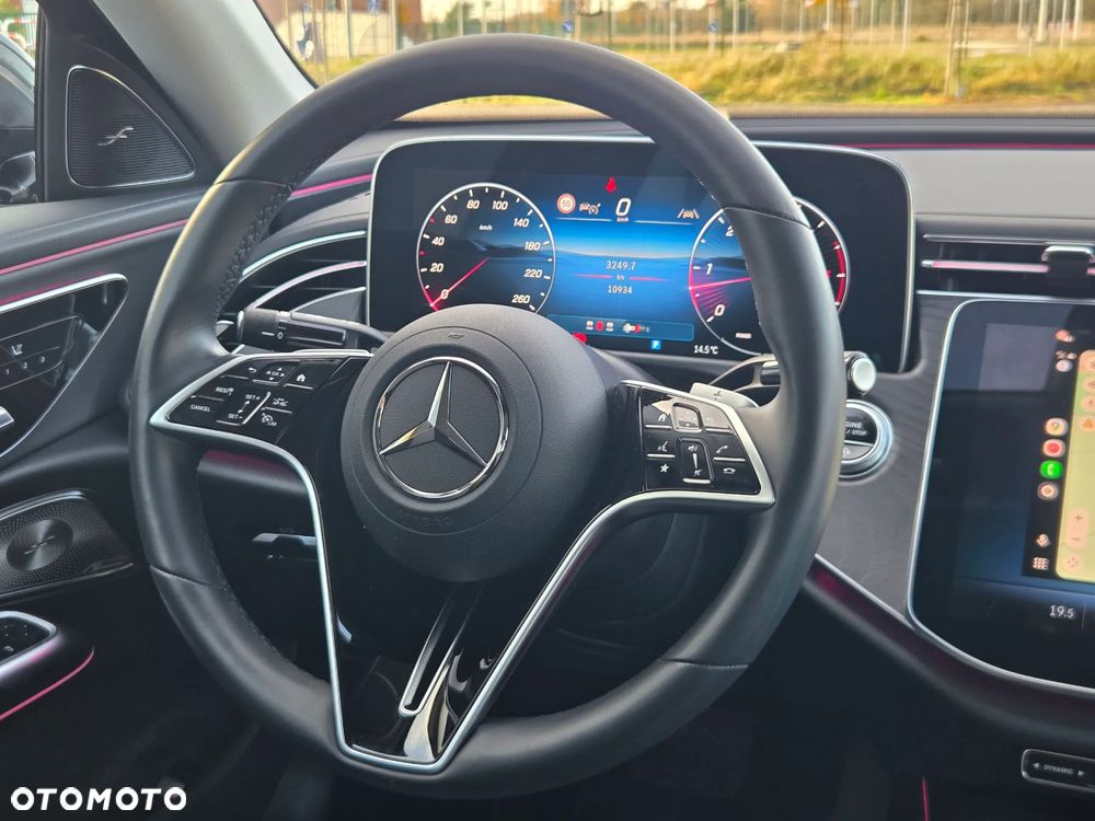 Mercedes-Benz Klasa E 220 d 9G-TRONIC Edition AVANTGARDE - 22