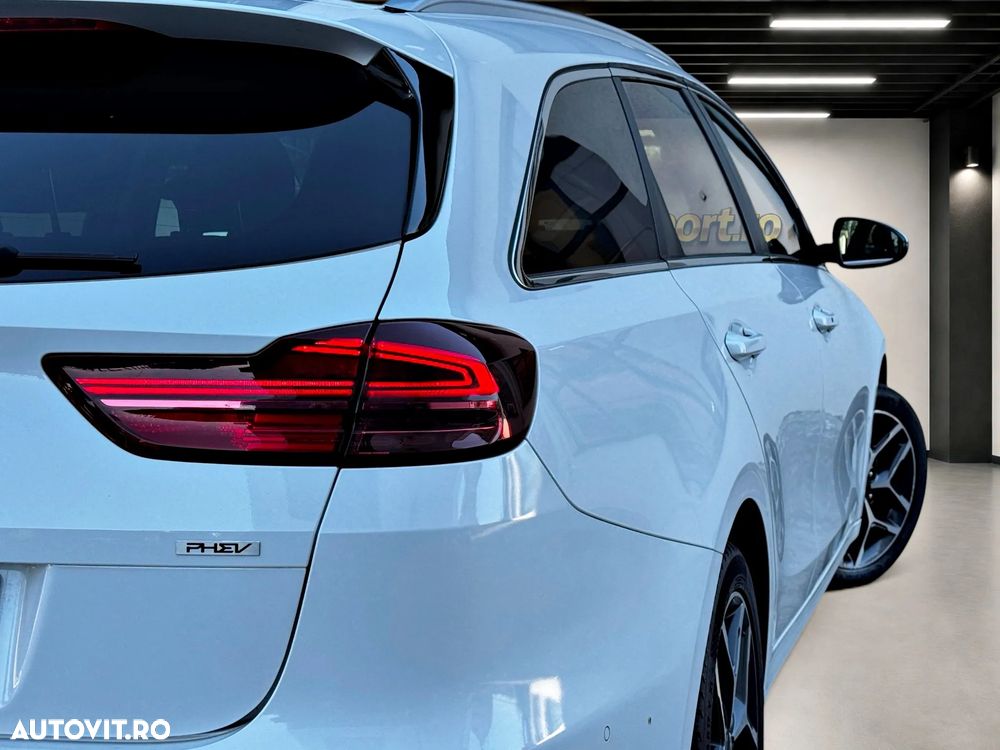 Kia Ceed 1.6 GDI DCT OPF Spirit - 28