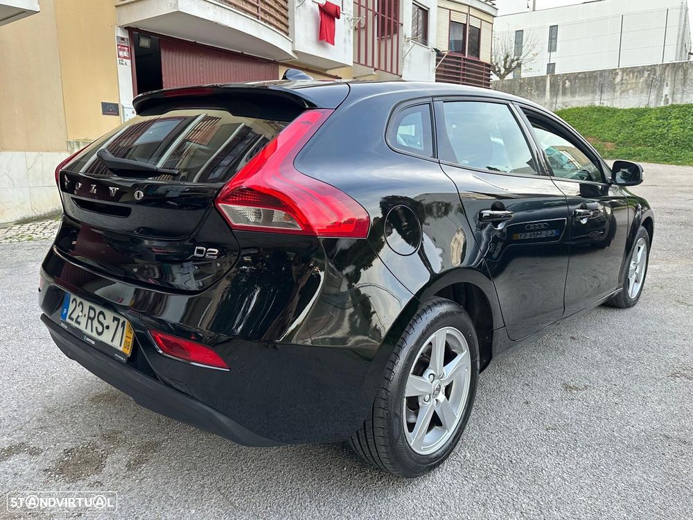 Volvo V40 2.0 D2 Momentum - 2