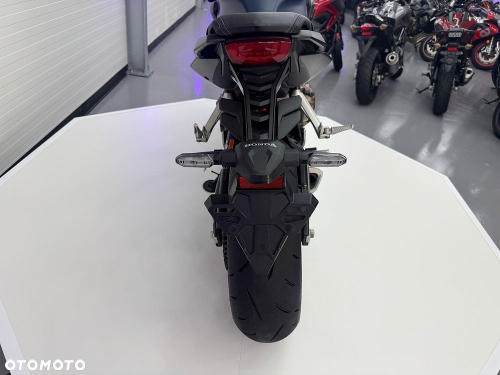 Honda CB - 20