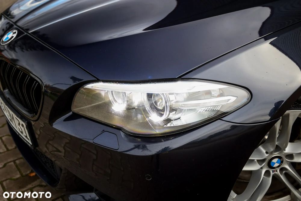 BMW Seria 5 520d M Sport - 4
