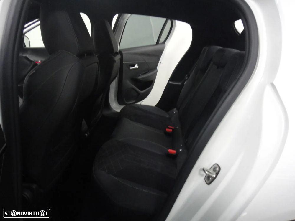 Peugeot e-208 50 kWh GT Pack - 16