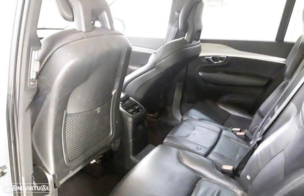 Volvo XC 90 2.0 T8 PHEV R-Design Expression AWD - 5