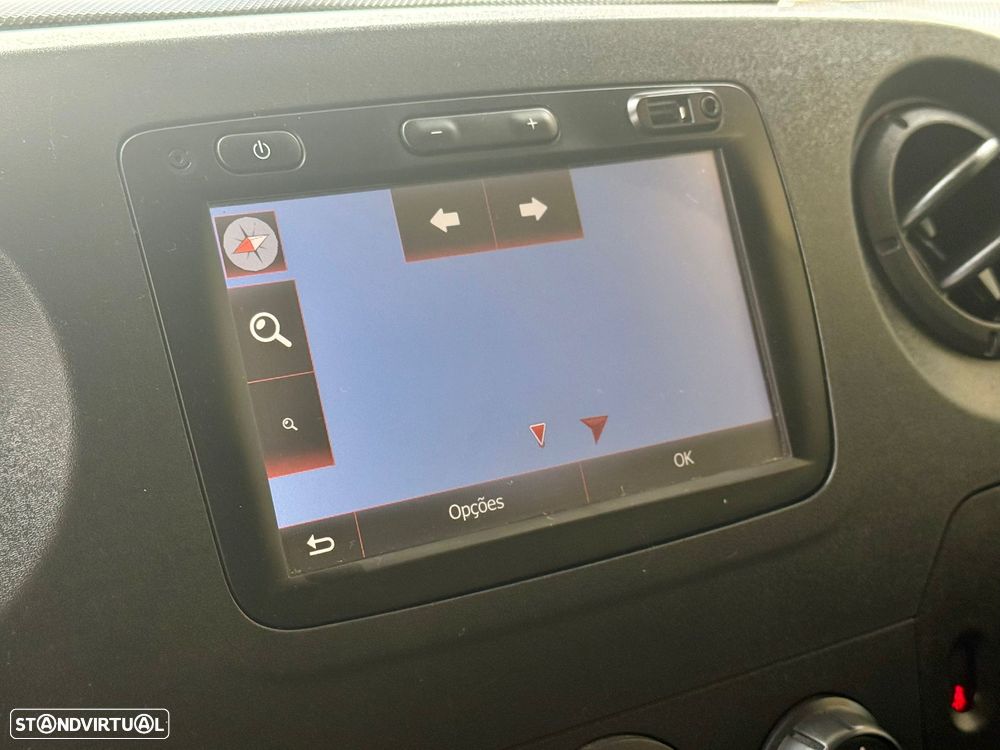 Renault Master 2.3DCI L2H2 135cv 3 Lugares - 3