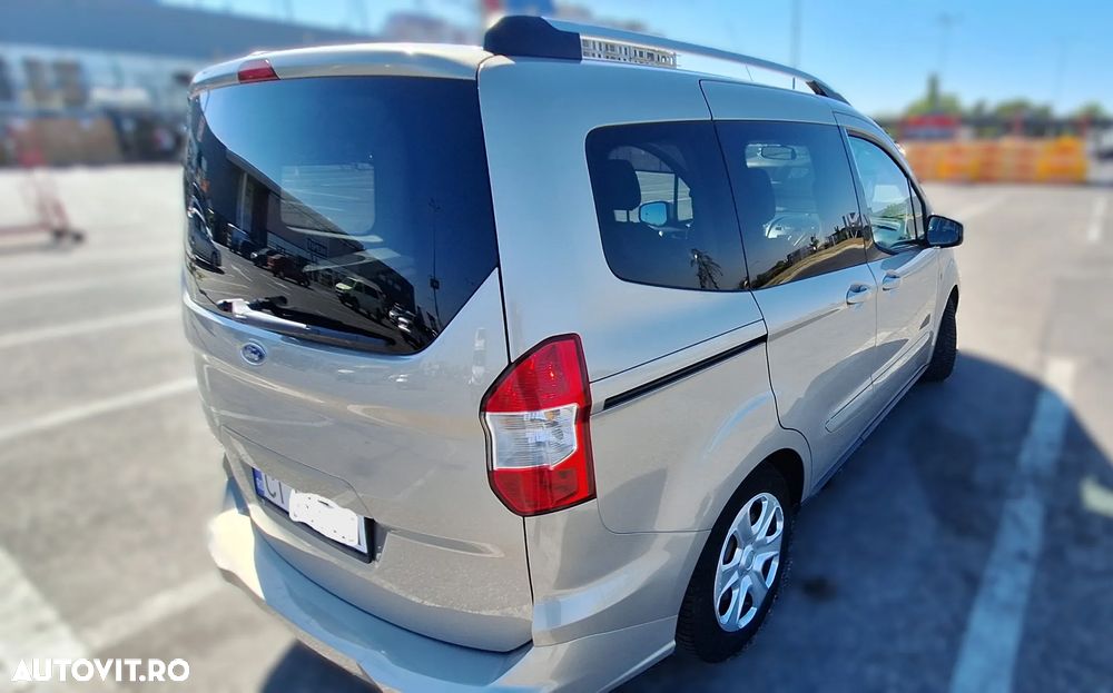 Ford Tourneo Courier 1.0 EcoBoost Trend - 4
